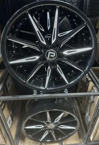 Pinnacle P218 Enzo 18X8 5X114.3 +35Mm Black/Machined Wheel Rim 18" Inch Set Of 4 2