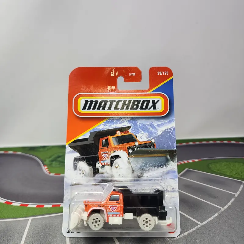 Plowverizer Snowplow #39 * Orange * 2026 Matchbox Basic Case D 1