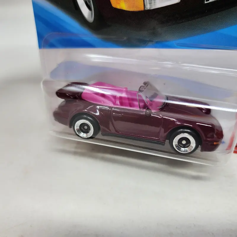 Porsche 911 Turbo Cabriolet #239 * Burgundy * 2025 Hot Wheels New! N Case 2