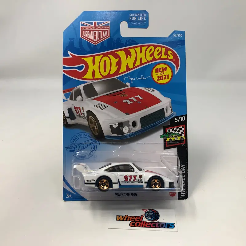 Porsche 935 #58 Magnus Walker * White * 2021 Hot Wheels New Model 1