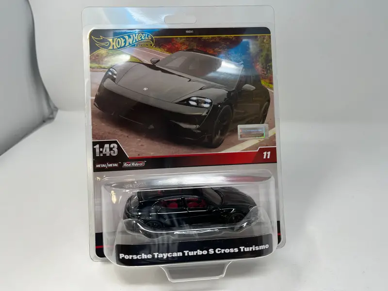 Porsche Taycan Turbo S Cross Turismo * 2024 Hot Wheels 1:43 Scale Series Case E 1