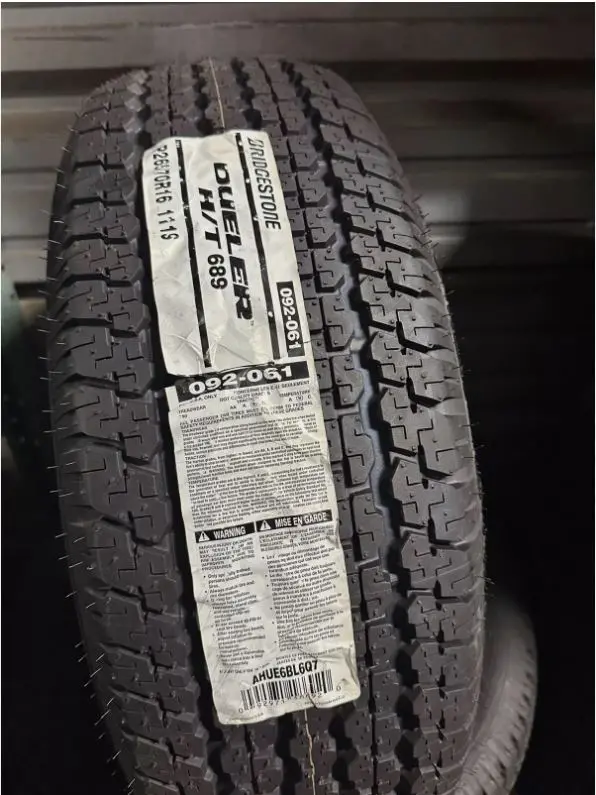Qty 1 Tire Bridgestone Dueler H/T 689 265/70R16 111S A/S All Season 1