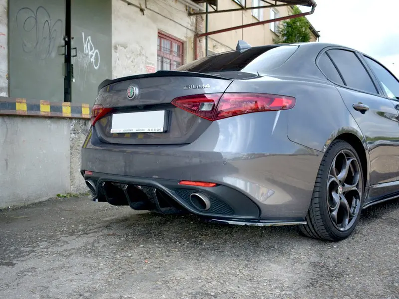 Rear Diffuser Alfa Romeo Giulia Veloce (2015-2019) 1