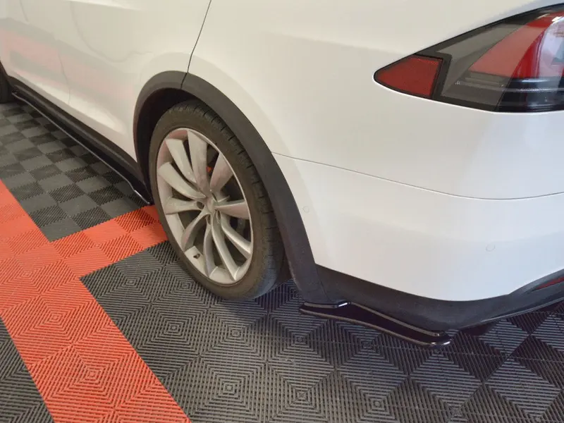Rear Side Splitters V.1 Tesla Model X 2