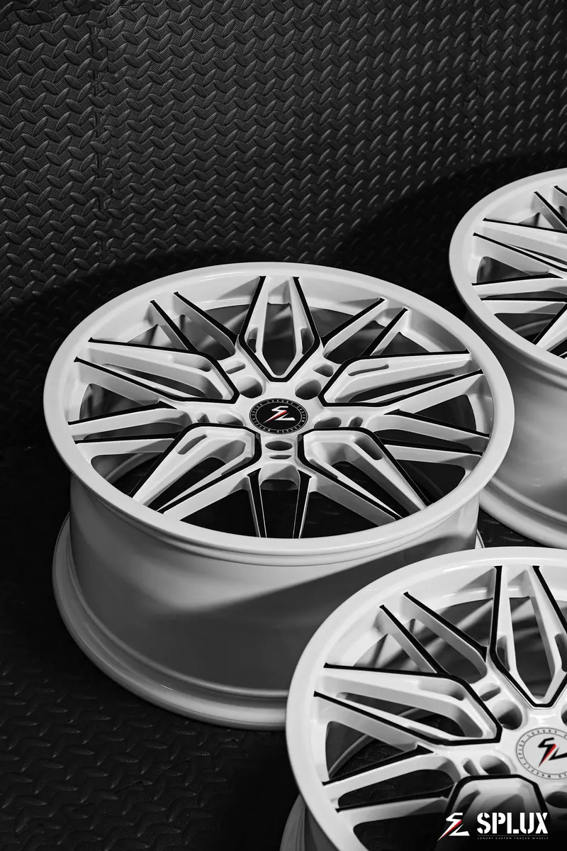 Sa-02 Corvette C7 Stingray/Z51 Black&White 18X8.5 19X10,19X8.5 20X12 1