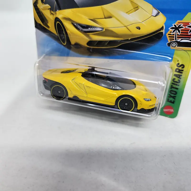 Short Card * '16 Lamborghini Centenario Roadster #2 * Yellow * 2026 Hot Wheels Case B 2