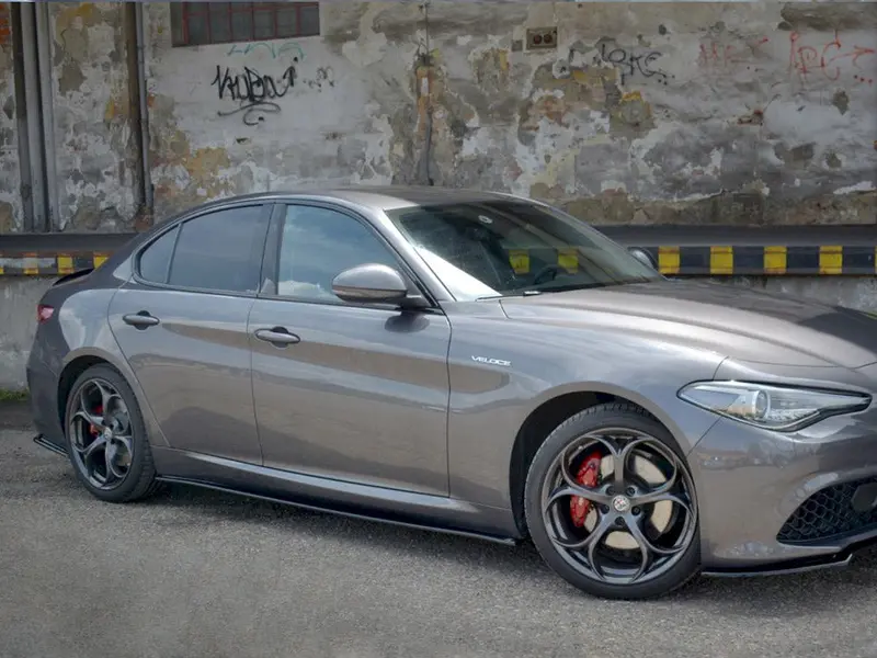Side Skirts Diffusers Alfa Romeo Giulia Veloce (2015-2019) 1