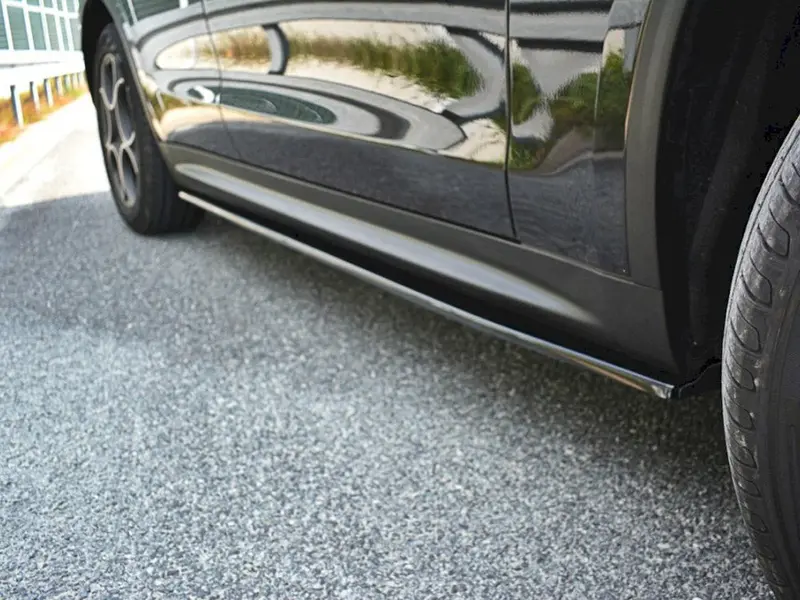 Side Skirts Diffusers Alfa Romeo Stelvio (2016-2020) 1