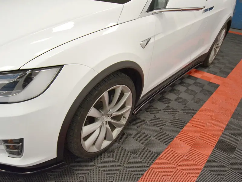 Side Skirts Diffusers V.1 Tesla Model X (2015-) 2
