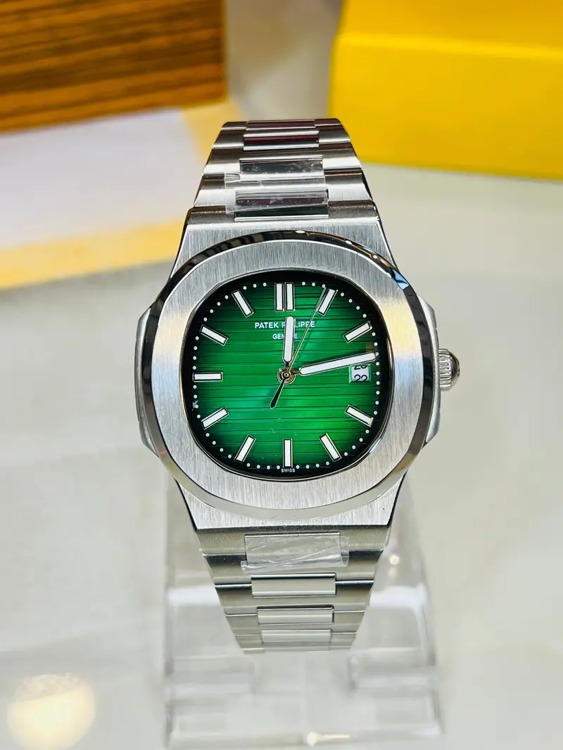 Silver Emerald Automatic Nautilus Super Clone Watch 2