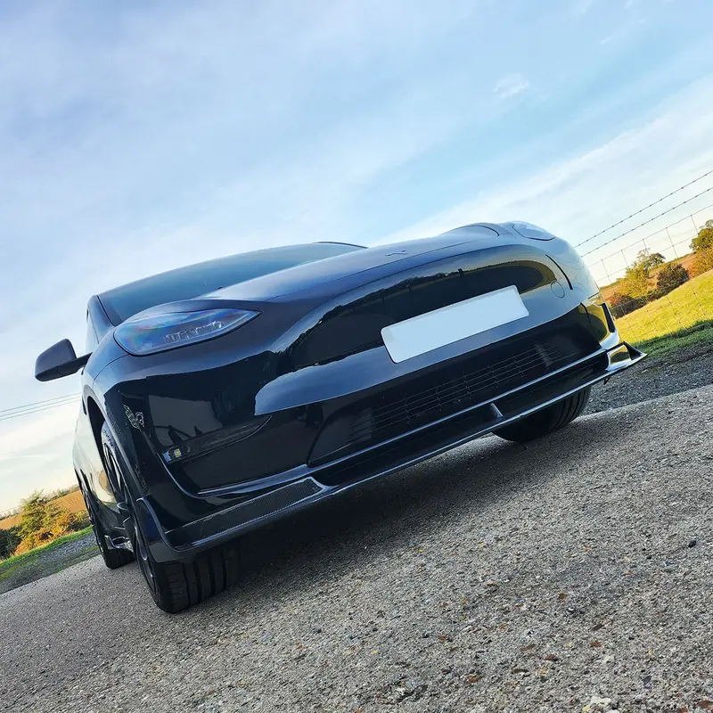 Tesla Model Y V Style Carbon Fibre Front Splitter 19-23 1