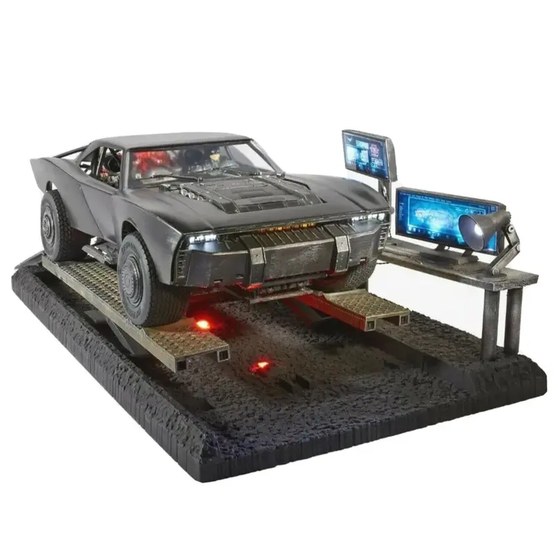 The Batman Hot Wheels The Ultimate Batmobile R/C 1:10 Scale Remote Control Radio 2