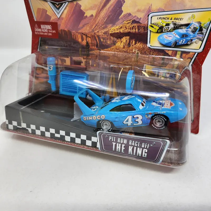 The King Dinoco Pit Row Race-Off * Disney Pixar The World Of Cars 2