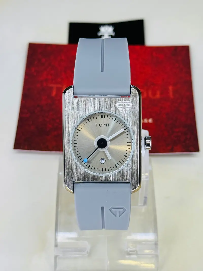 Tomi Ash Grey Tank Magnetic Strap Watch 2