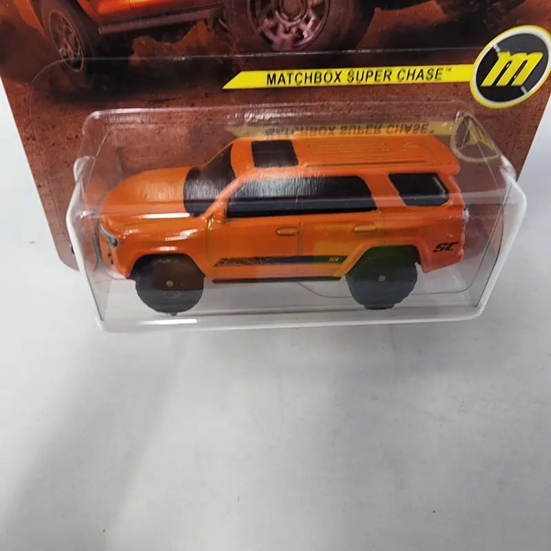 Toyota 4Runner * Super Chase * 2025 Matchbox 2