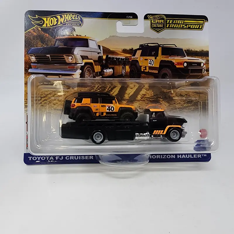 Toyota Fj Cruiser & Horizon Hauler * 2025 Hot Wheels Team Transport Case G 1