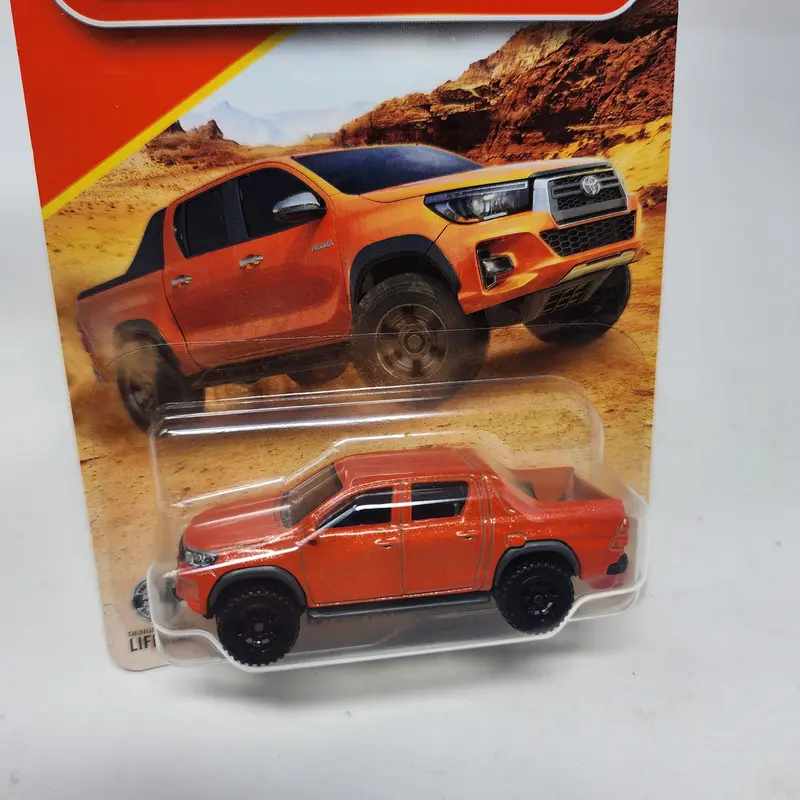 Toyota Hilux Pickup #7 *Orange * 2026 Matchbox Basic Mainline 2