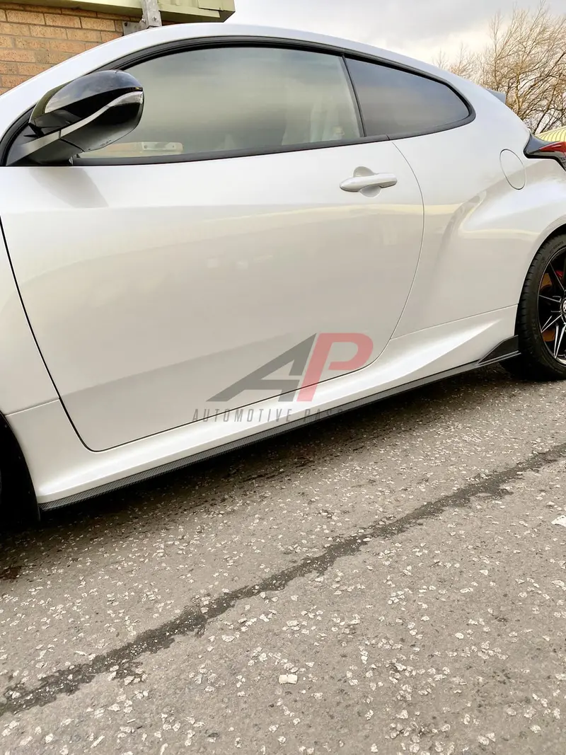 Toyota Yaris Gr Dry Carbon Side Skirts 1