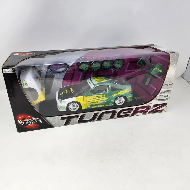 Tunerz Honda Civic Crx * Hot Wheels 100% Series * 1/18 Scale 1