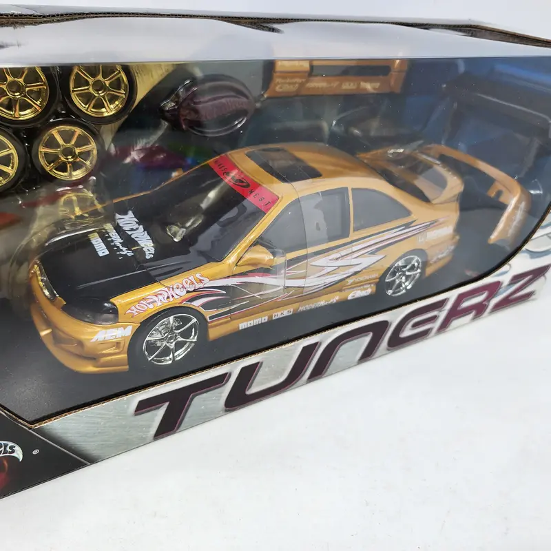 Tunerz Honda Civic Si * Gold * Hot Wheels 100% Series * 1/18 Scale 2