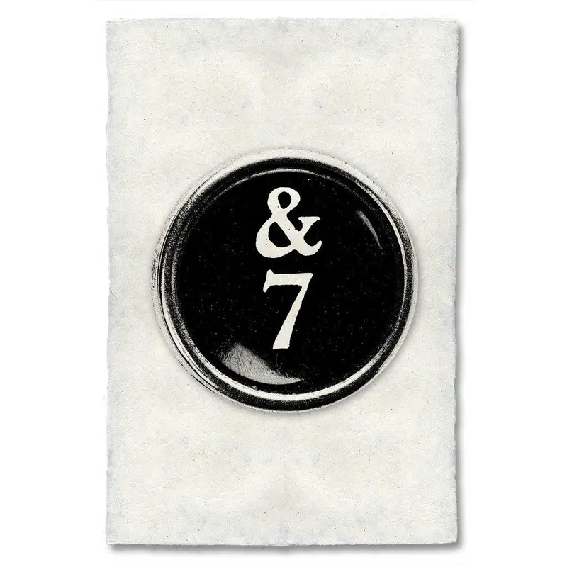 Typewriter Key "7" 2