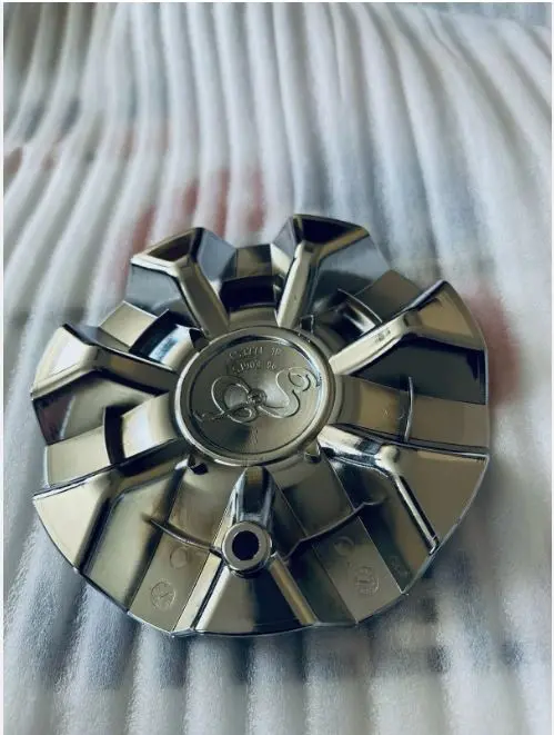 U2-35 Chrome Wheel Center Cap Serial Number Cs377t-1P Sj903-06 2