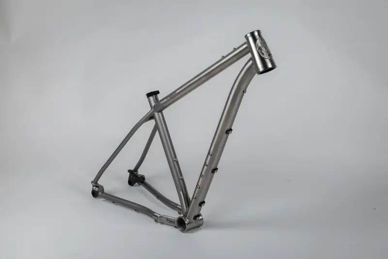 Uprock V2 Frameset 1