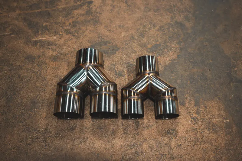 Valvetronic Designs Universal Y Pipe Adapter 1
