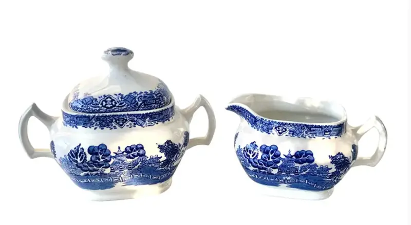 Vintage Blue Willow Creamer & Sugar Bowl W/Lid - Woods Ware 1
