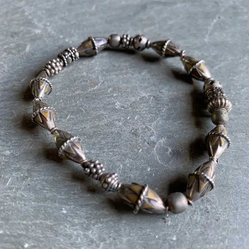 Vintage Diamond Shaped Silver Tone Beaded Bracelet - Made In India 1