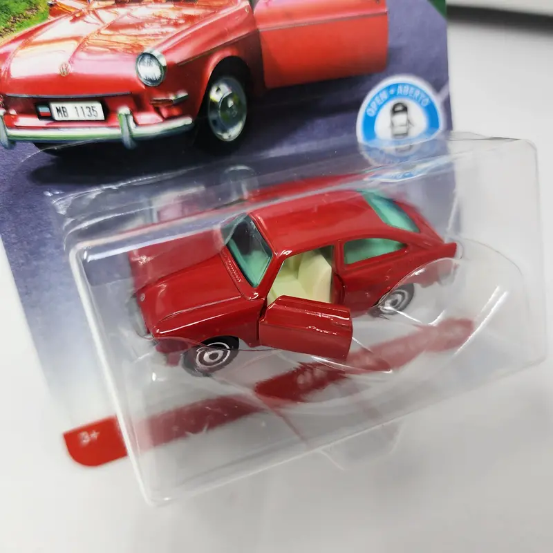 Volkswagen Type 3 Fastback * Red * Matchbox Moving Parts 2