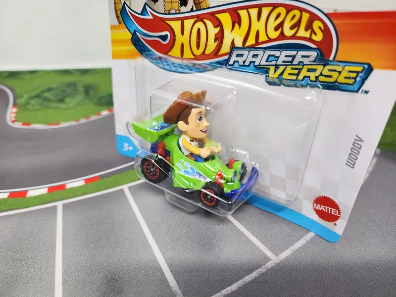 Woody Disney Pixar Toy Story * 2025 Hot Wheels Racer Verse New! Case R 2